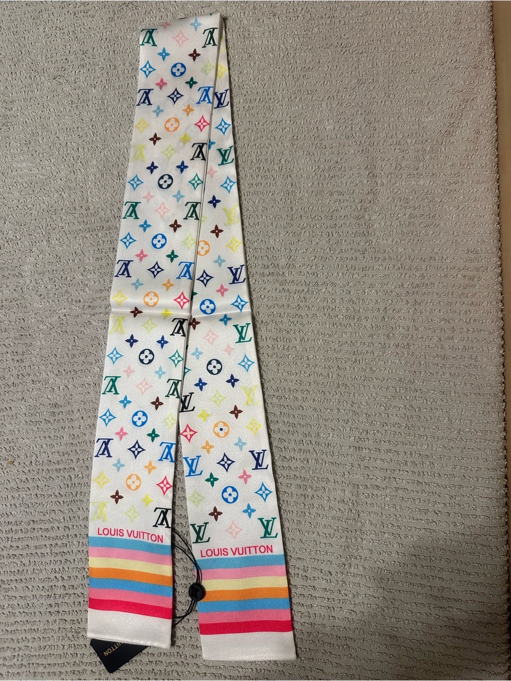 New Stylish Silk (Scarf/Bandeau/Twilly)
45”X 3”